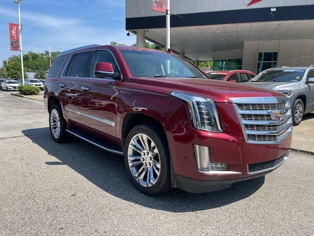 2018 Cadillac Escalade Luxury