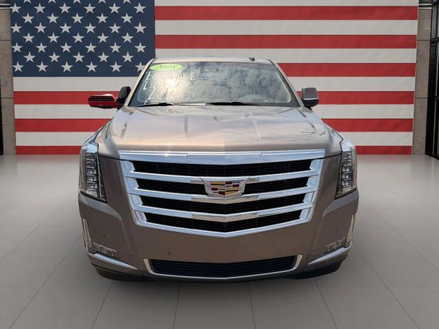 2018 Cadillac Escalade Luxury