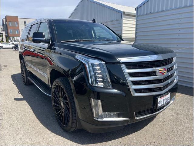 2018 Cadillac Escalade Luxury