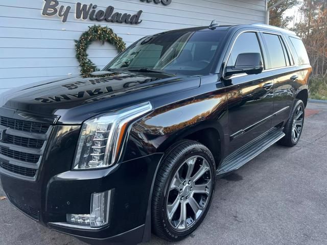 2018 Cadillac Escalade Luxury