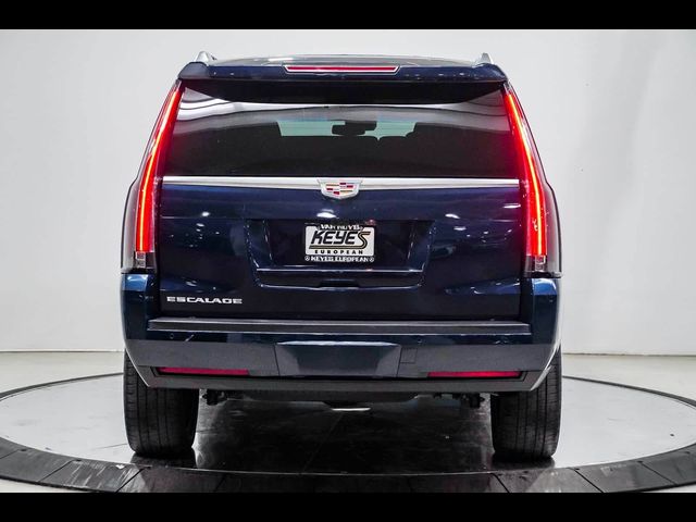 2018 Cadillac Escalade Premium Luxury