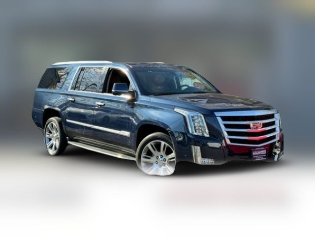 2018 Cadillac Escalade ESV Premium Luxury