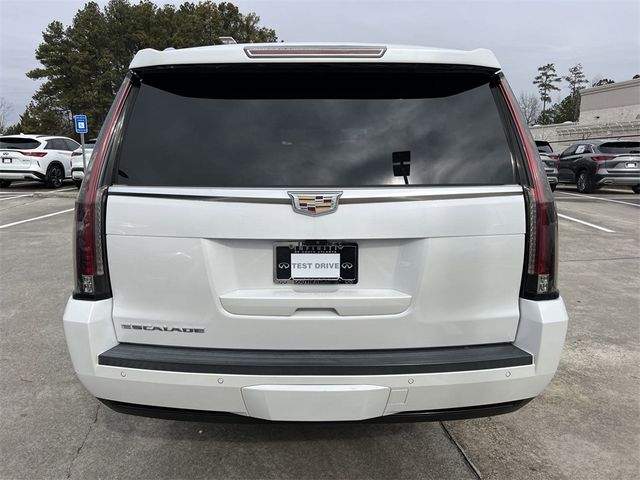 2018 Cadillac Escalade ESV Luxury