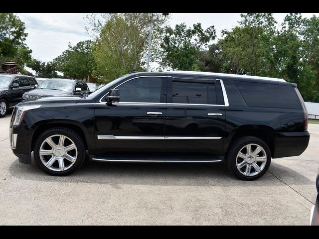 2018 Cadillac Escalade ESV Luxury