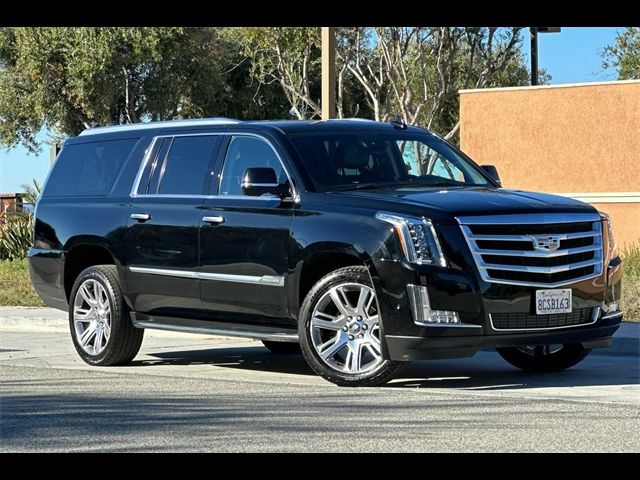 2018 Cadillac Escalade ESV Luxury