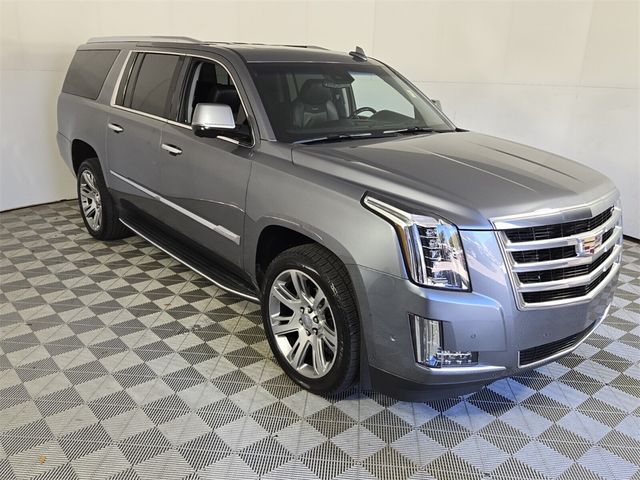 2018 Cadillac Escalade ESV Luxury