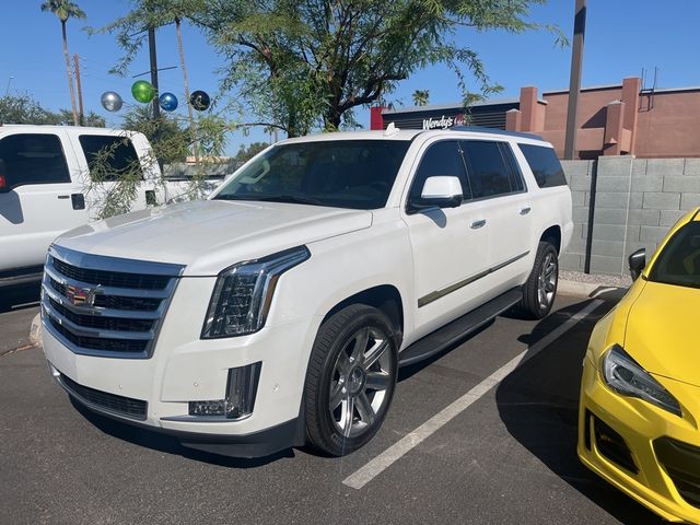 2018 Cadillac Escalade ESV Luxury