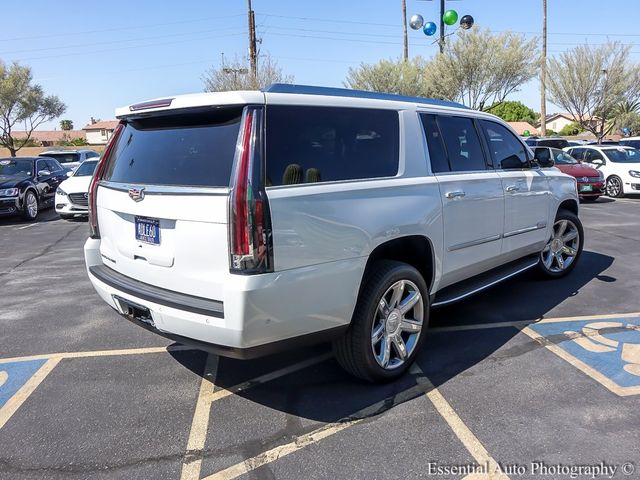 2018 Cadillac Escalade ESV Luxury