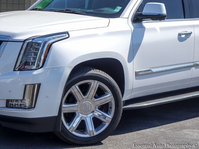 2018 Cadillac Escalade ESV Luxury