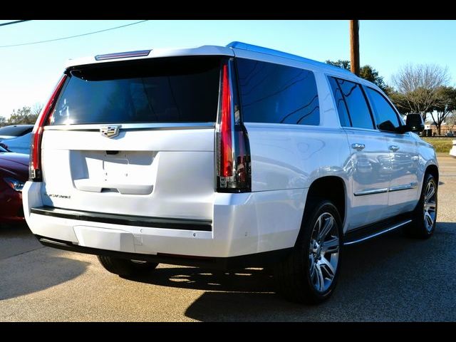 2018 Cadillac Escalade ESV Luxury