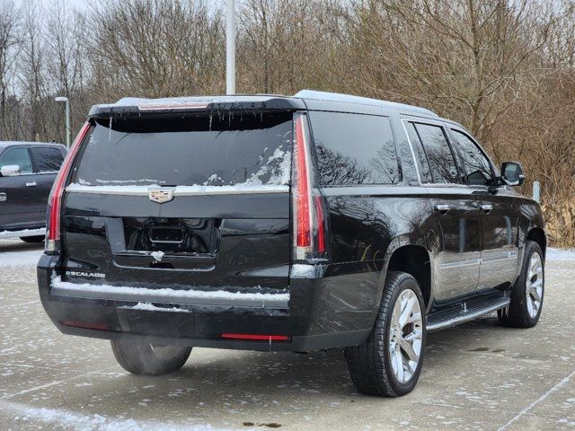 2018 Cadillac Escalade ESV Luxury