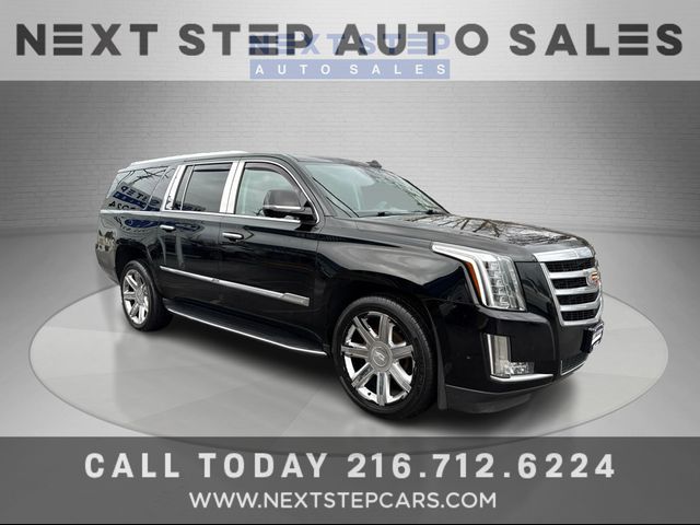 2018 Cadillac Escalade ESV Luxury