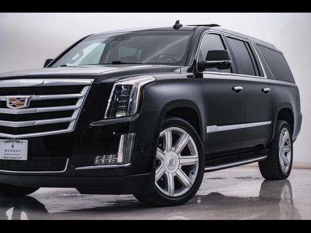 2018 Cadillac Escalade ESV Luxury