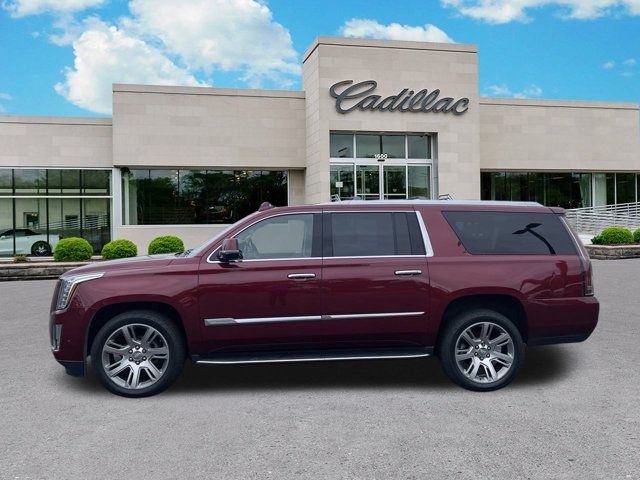 2018 Cadillac Escalade ESV Luxury