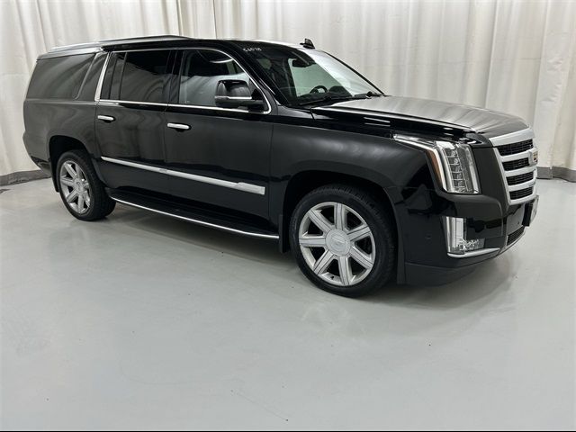 2018 Cadillac Escalade ESV Luxury