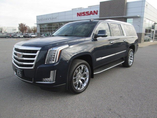 2018 Cadillac Escalade ESV Luxury