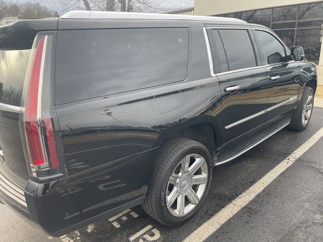 2018 Cadillac Escalade ESV Luxury