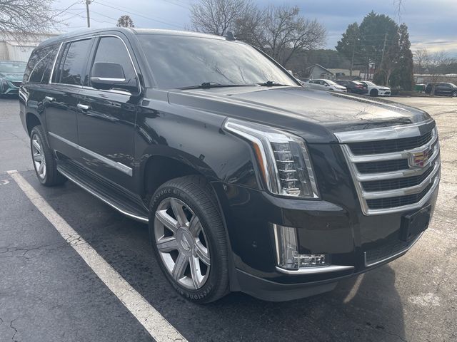 2018 Cadillac Escalade ESV Luxury