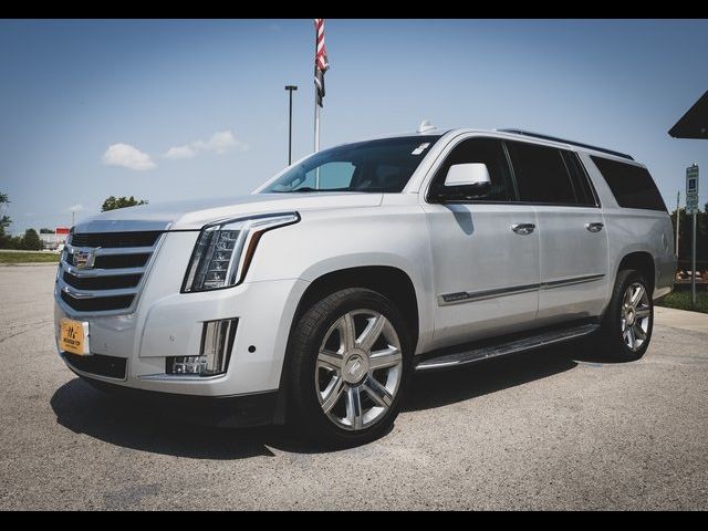 2018 Cadillac Escalade ESV Luxury