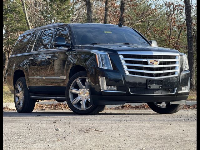 2018 Cadillac Escalade ESV Luxury
