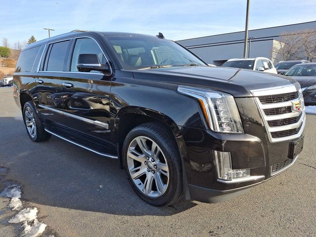 2018 Cadillac Escalade ESV Luxury