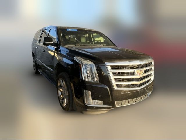 2018 Cadillac Escalade ESV Luxury