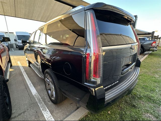 2018 Cadillac Escalade ESV Luxury