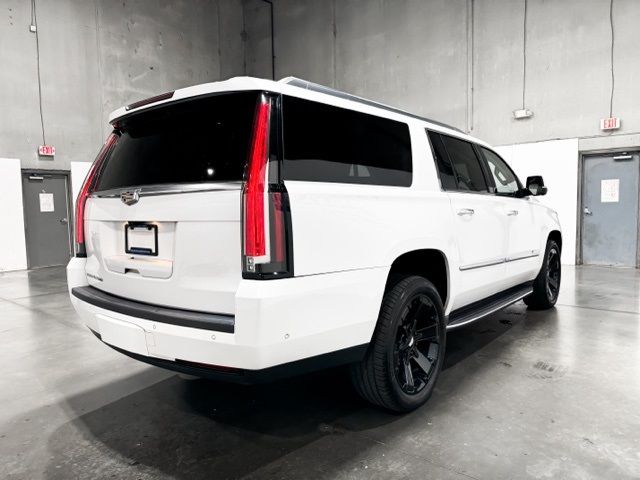 2018 Cadillac Escalade ESV Luxury