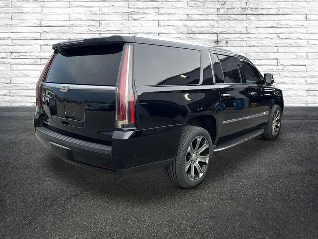 2018 Cadillac Escalade ESV Luxury