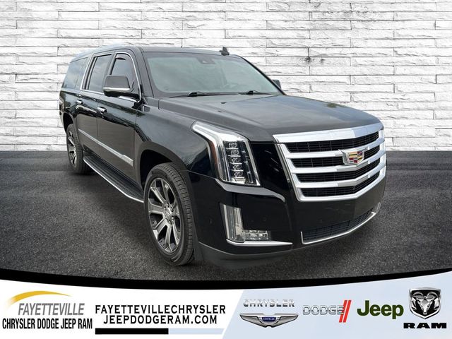 2018 Cadillac Escalade ESV Luxury