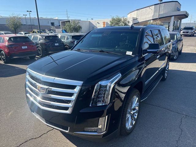 2018 Cadillac Escalade ESV Luxury