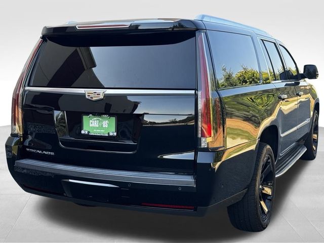 2018 Cadillac Escalade ESV Luxury