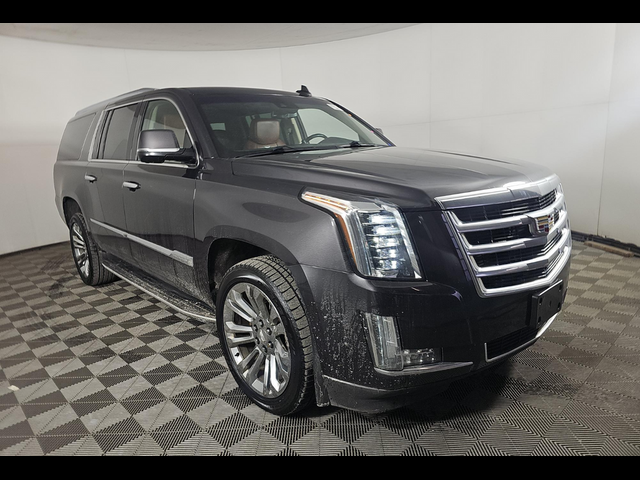2018 Cadillac Escalade ESV Luxury