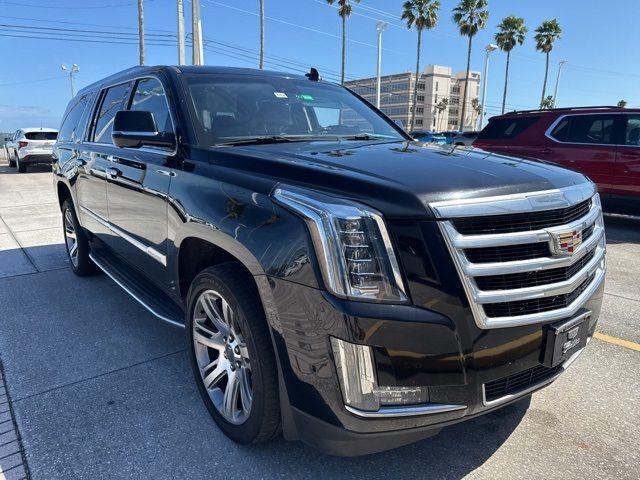 2018 Cadillac Escalade ESV Luxury