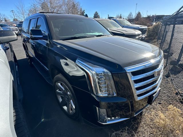 2018 Cadillac Escalade ESV Luxury