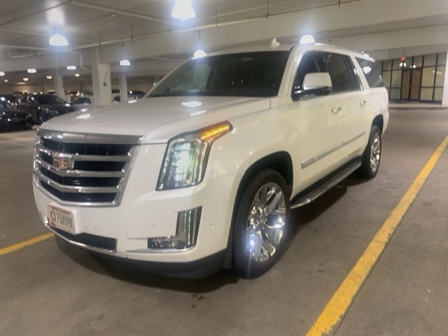 2018 Cadillac Escalade ESV Luxury