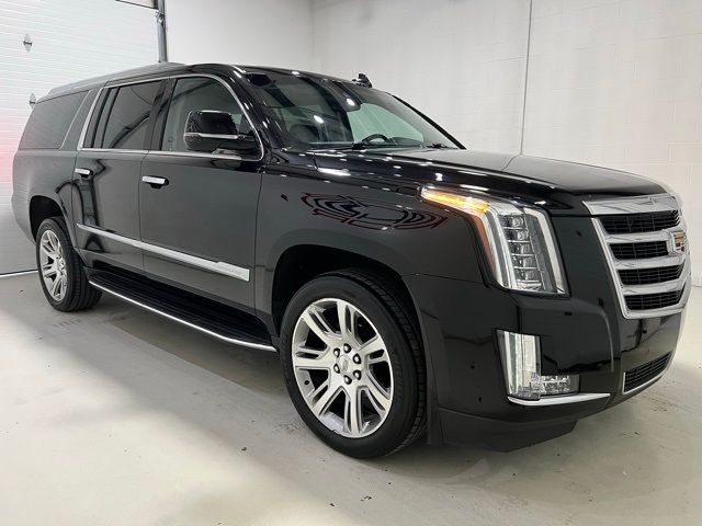 2018 Cadillac Escalade ESV Luxury