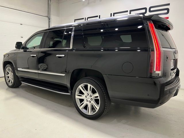 2018 Cadillac Escalade ESV Luxury