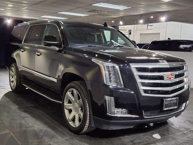 2018 Cadillac Escalade ESV Luxury