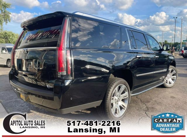 2018 Cadillac Escalade ESV Luxury