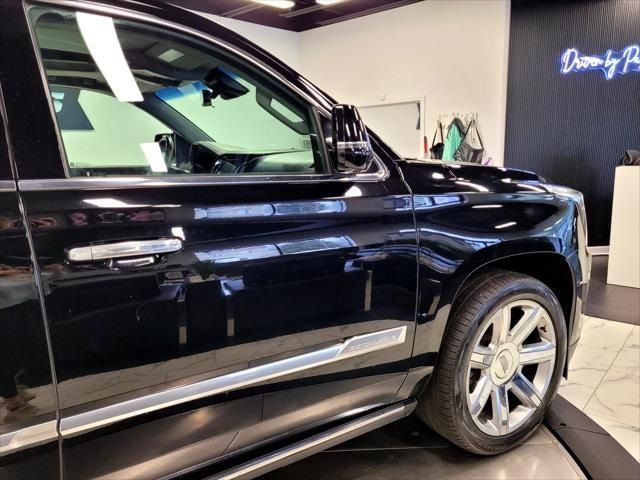2018 Cadillac Escalade ESV Premium Luxury