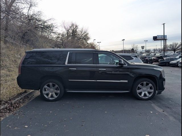 2018 Cadillac Escalade ESV Premium Luxury