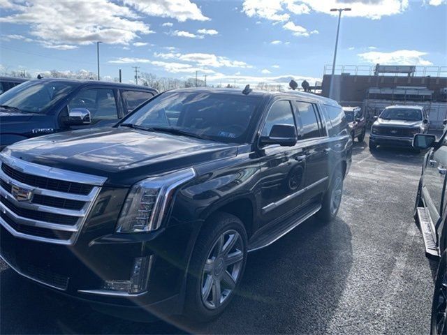 2018 Cadillac Escalade ESV Premium Luxury