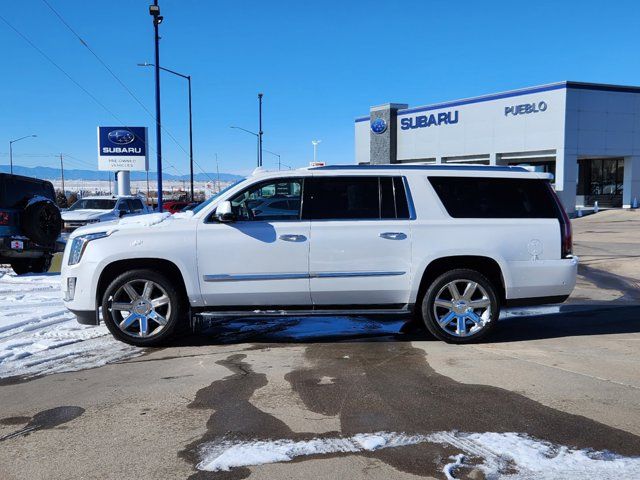 2018 Cadillac Escalade ESV Premium Luxury