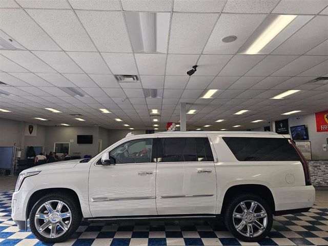 2018 Cadillac Escalade ESV Premium Luxury