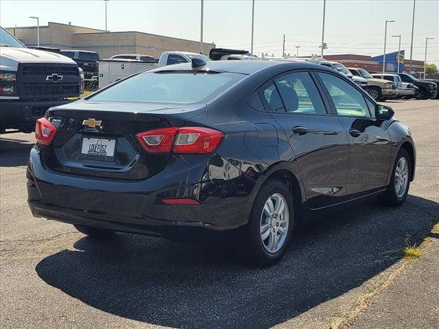 2018 Chevrolet Cruze LS