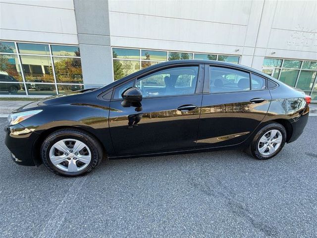 2018 Chevrolet Cruze LS