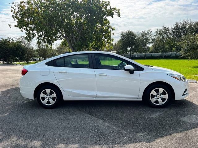 2018 Chevrolet Cruze LS