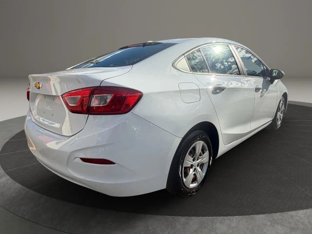 2018 Chevrolet Cruze LS