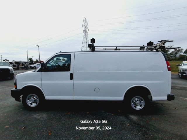 2018 Chevrolet Express Base